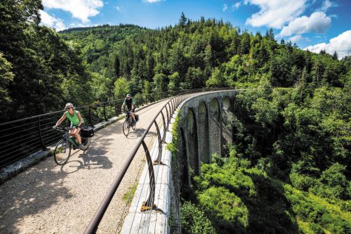 Photos du Voyage VENET : L'Ardèche sauvage et pittoresque à vélo ( Du 14 au 16 Avril )