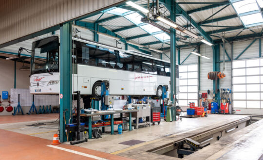 credits yanis ourabah